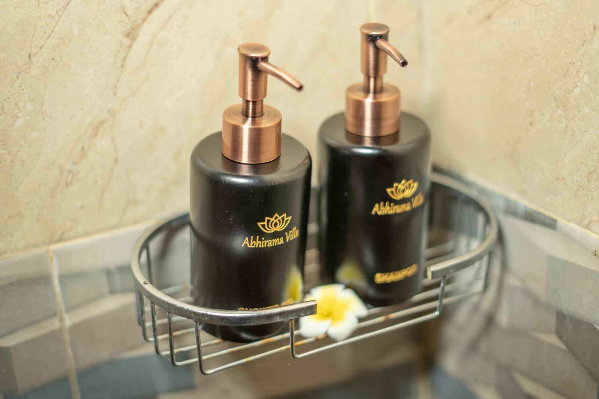 Abhirama Villas And Spa Ubud Zewnętrze zdjęcie